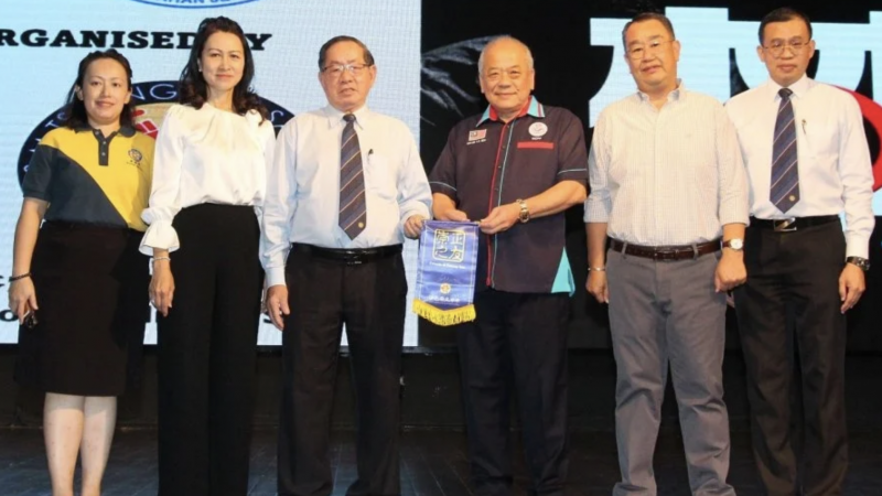 吴添泉：毒品和贪污腐败乃国家两大敌人　政府和全民应共同防范应对